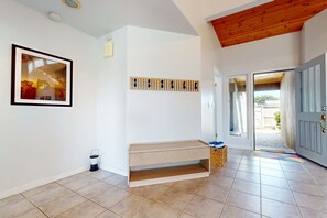 Interior - Ocean-view blufftop home with courtyard on the meadow, dogs welcome (Sea Ranch)