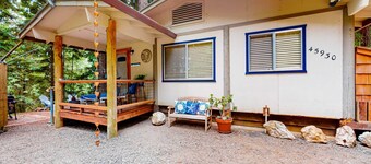 Coastal house near trails, beaches, & dining with firepit - dog-friendly