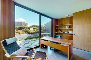 Interior - Newly remodeled oceanfront home with hot tub near Walk On Beach (Sea Ranch)
