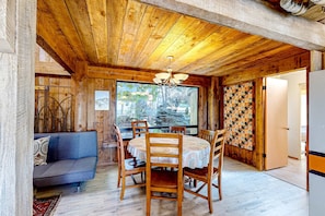 Interior - Sea Ranch Binker Barn with hot tub, spa shower & ocean views (Sea Ranch)