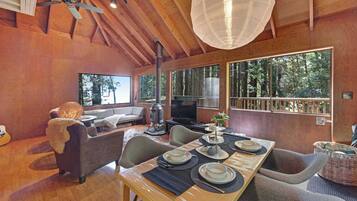TV, fireplace, DVD player, offices