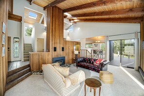 TV, fireplace, offices - Sea Ranch meadow home with fireplace & panoramic ocean views (Sea Ranch)