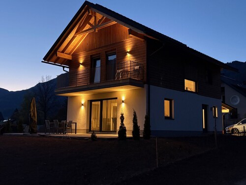 Luxury villa - base for outdoor adventure in summer and winter!