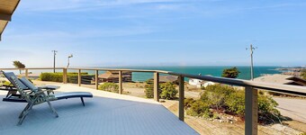 Gualala ocean-view home with private hot tub, dogs welcome