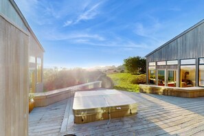 Terrace/patio - Meadow home with hot tub & trail access, dogs welcome (Sea Ranch)