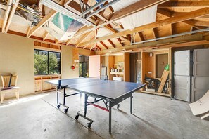 Games room - Seaside compound with two private hot tubs & ocean views (Sea Ranch)