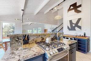 Fridge, microwave, oven, stovetop - The Great Escape - Luxe Sea Ranch home with hot tub, ocean view & yoga space (Sea Ranch)