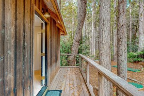 Property grounds - Forested home with deck & grill near the Lodge, dogs welcome (Sea Ranch)