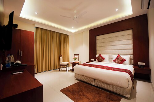 Z Premium Suites -Near IGI Delhi Airport