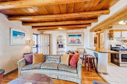 Restored 1938 adobe with mountain view & kiva fireplace - dog-friendly