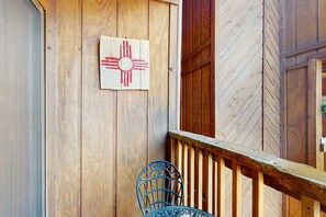 Property grounds - Ski Peaks Escape - Walk or Shuttle to Ski Lifts (Angel Fire)