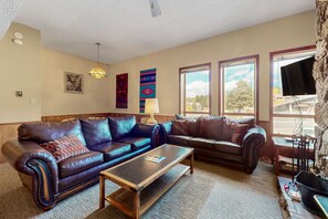 TV, fireplace, offices - Gold Creek 208 - Walk to Lifts, Slope Views & Deck (Angel Fire)