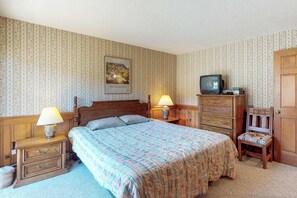 2 Schlafzimmer, Schreibtisch, Internetzugang, Bettwäsche