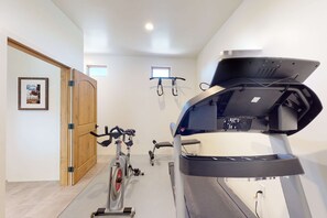 Fitness facility - Cottam Pines A & B - Private Hot Tub, Cozy Retreat (Taos)