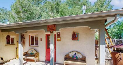 Casita Antonio - Near Plaza, Patio & Pet Friendly