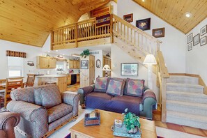 Fernseher, Kamin, DVD-Player, Arbeitsbereiche