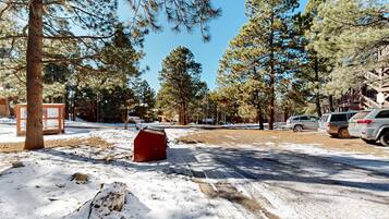 Enceinte de lâhĂ©bergement