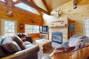 TV, fireplace, DVD player, offices
