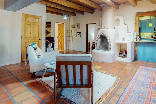 Bedside Manor - Hot Tub, Fireplace, Mtn Views