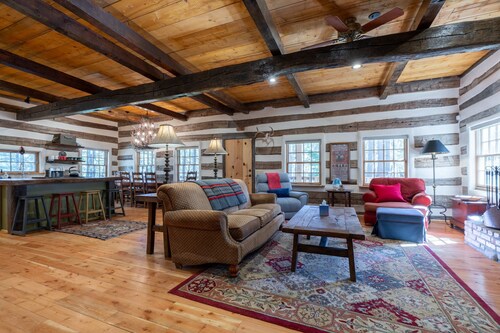 Old World Charm | Golf | Games & Pet-Friendly