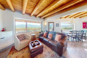 TV, fireplace, offices
