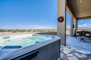 Terrace/patio - Casa Ponderosa - Big Views, Hot Tub & Pet Friendly (Santa Fe)
