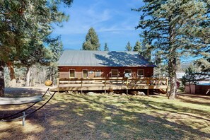 Exterior - Angel Fire Big House - Mountain Views, Hike & Lake (Angel Fire)