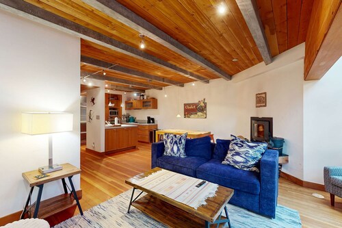 Modern mountain-view getaway w/ fireplace - walk to private ski locker by lifts