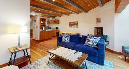 Modern mountain-view getaway w/ fireplace - walk to private ski locker by lifts