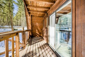 Terrace/patio - A-Frame of Mind - Forest Views, Deck & Games (Angel Fire)