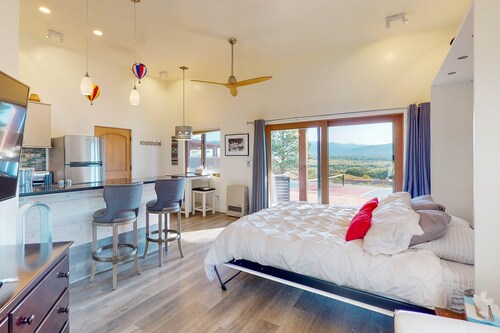 Mountain-view casita with hot tub, pickeball court, walking labyrinth & orchard