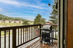 Property grounds - Timbers Townhouse 1 - Walk to Lifts, Hike & Bike (Angel Fire)