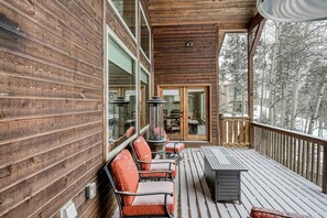 Terrace/patio - Vista Linda Cabin - Views, Sauna, Deck & Dog Okay (Angel Fire)