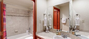 Predock 1A - Walk to Lifts, Hiking, Dining & Shops