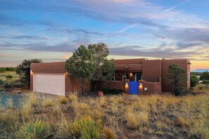 Exterior - Laguna Azul | Big Patio Views, Trails & Pickleball (Santa Fe)