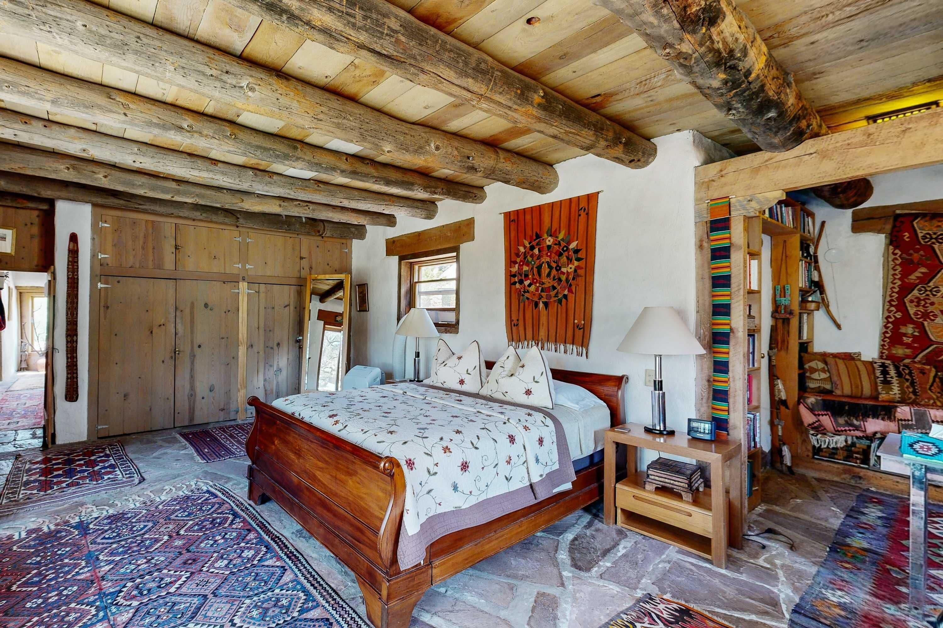 2 bedrooms, travel crib, WiFi, bed sheets