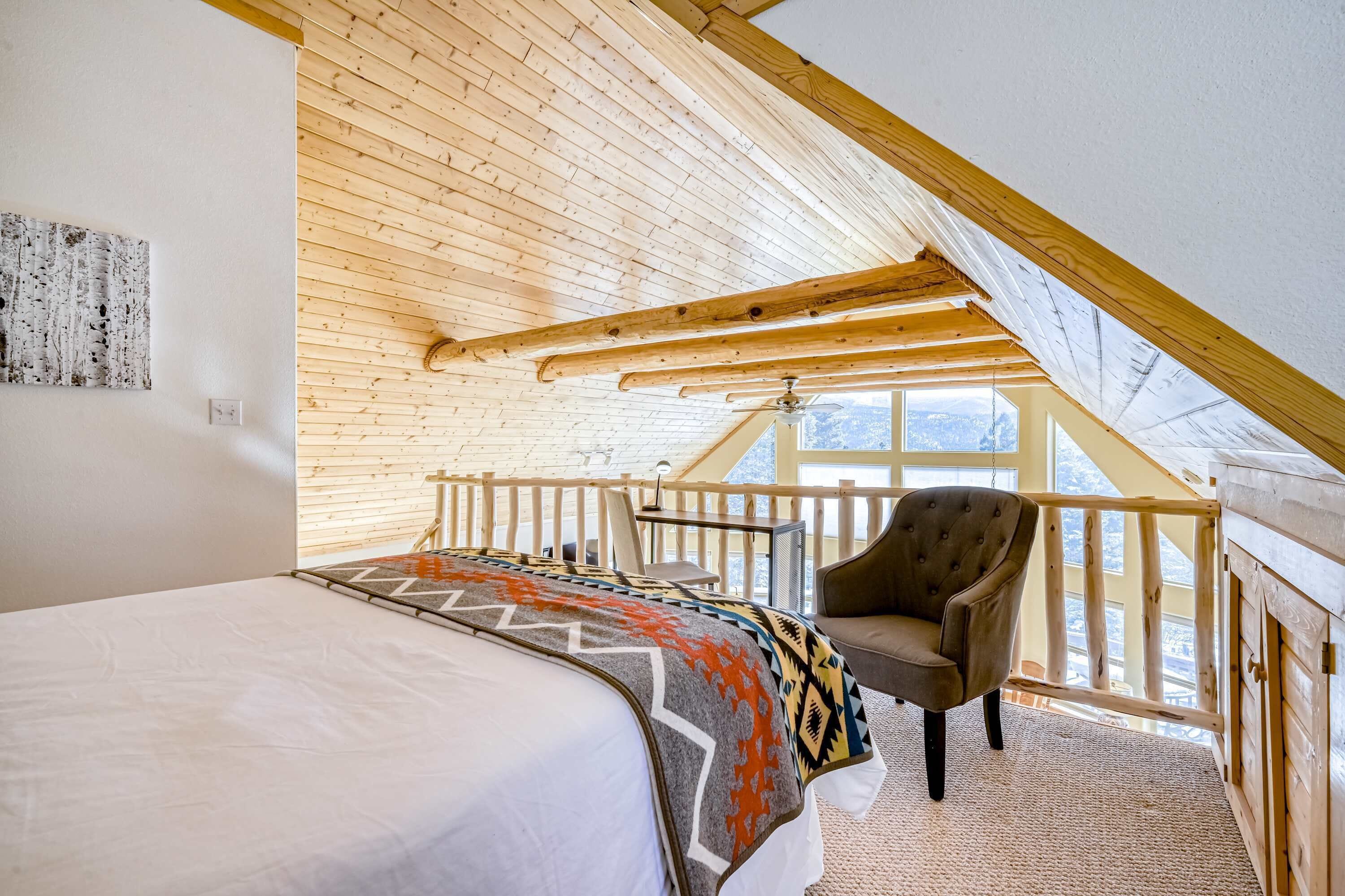 3 soverom, skrivebord, reiseseng for barn og wi-fi