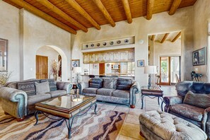 Interior - Mountain-View Magic - Huge Views, Hot Tub & Patio (Santa Fe)