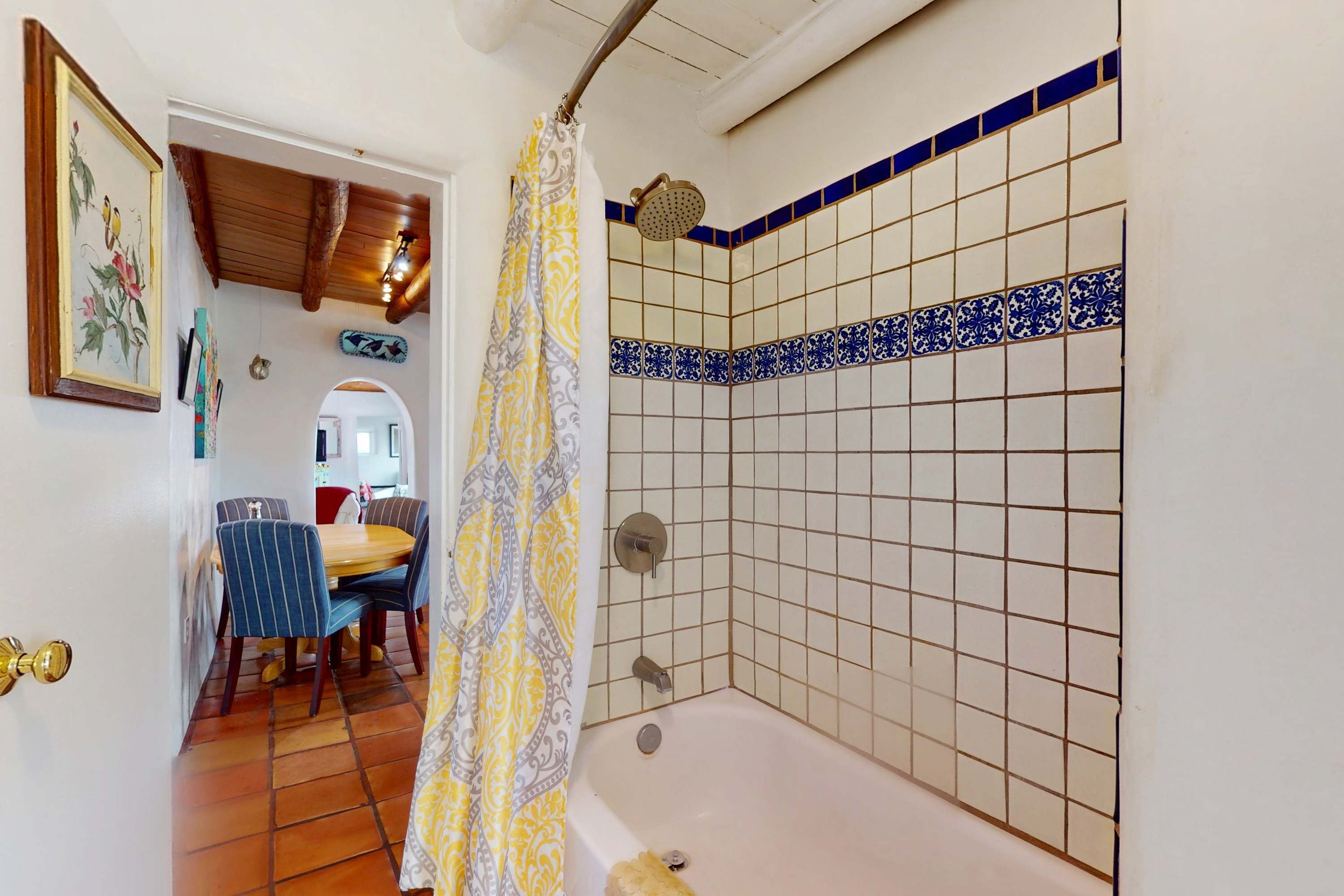 Shower, towels, shampoo