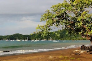 Unclassified image, 2 of 25, button - 7 Guest Home | Pool | 1 Min to Playas del Coco (Del Coco Beach)