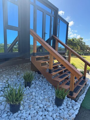 Property grounds - Beautiful 2-Bedroom modular home in the tranquil country side of Jobos Isabela. (Isabela)