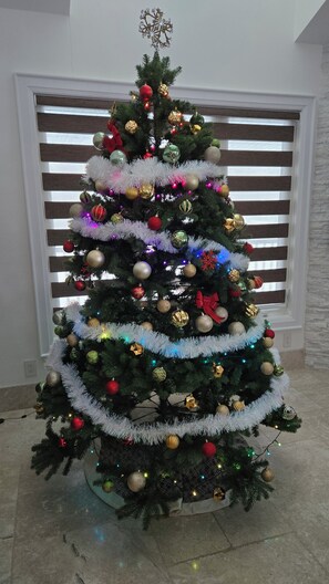 House, Multiple Bedrooms, Private Pool | Interior - Devlok- Mystique Mansion 7 Br-sleep 16 Kawartha (Trent Lakes)