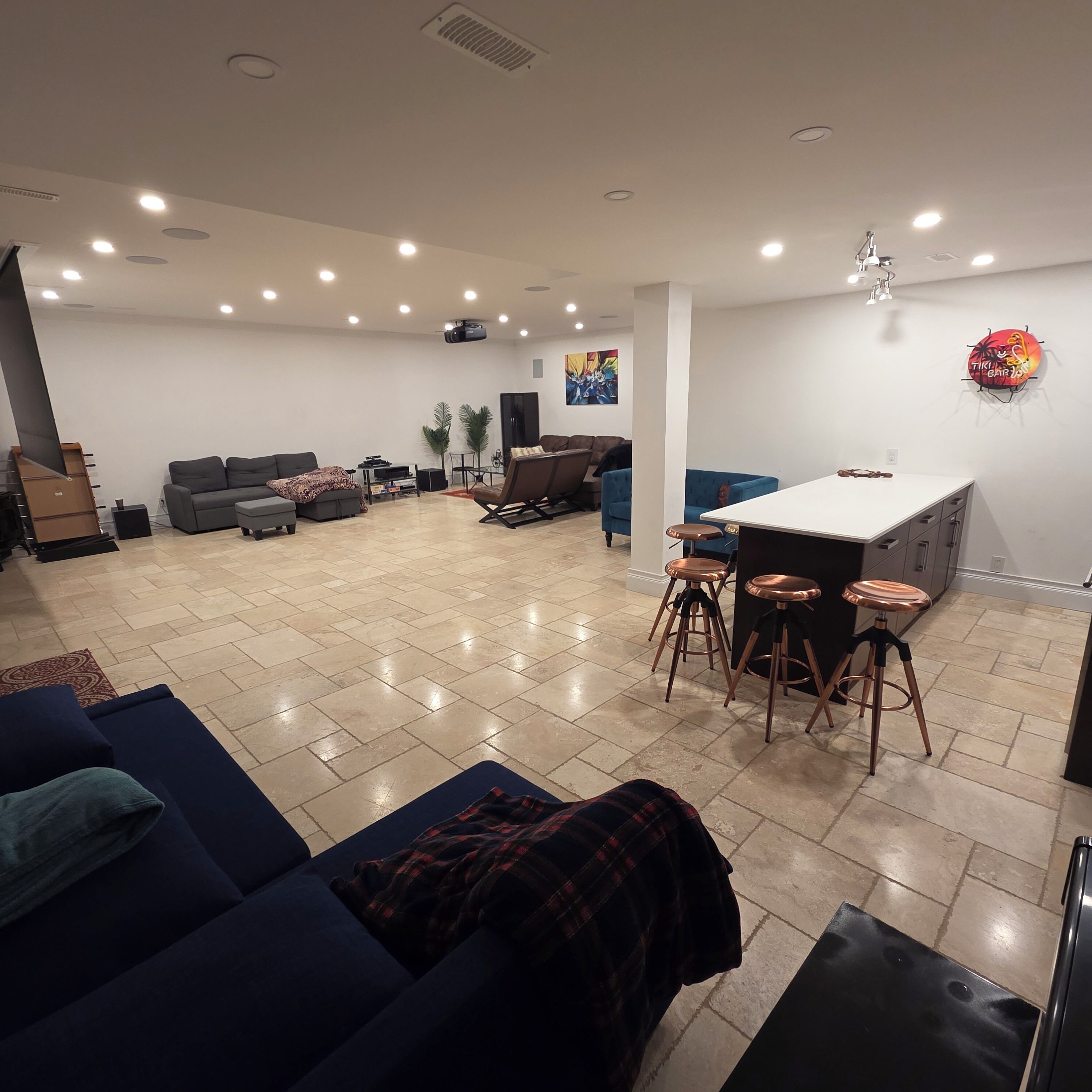 Maison, plusieurs chambres, piscine privée | Salle de séjour