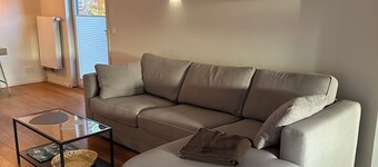 Vacation home for 8 people with natural garden, fireplace & lots of space, near the North Sea