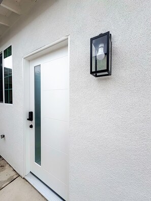 Exterior detail - Sunny Cypress Retreat - 1BR + Bonus Bed - New ADU (Cypress)