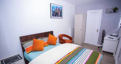 Modern 1 Bedroom Apartment in Quiet Tilbury Town