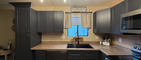 Microwave, oven, stovetop, dishwasher