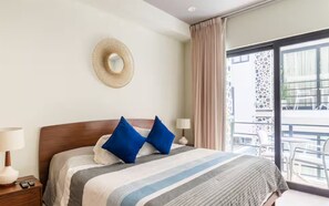 Room - Studio excellent location Roofpool gym nearbeach (Playa del Carmen)