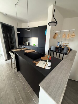Private kitchen - Doni Signature Penthouse with HotTub and Sea Views (Il-Mellieħa)