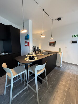 Dining - Doni Signature Penthouse with HotTub and Sea Views (Il-Mellieħa)
